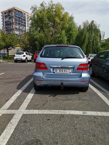 Mercedes-Benz B 170